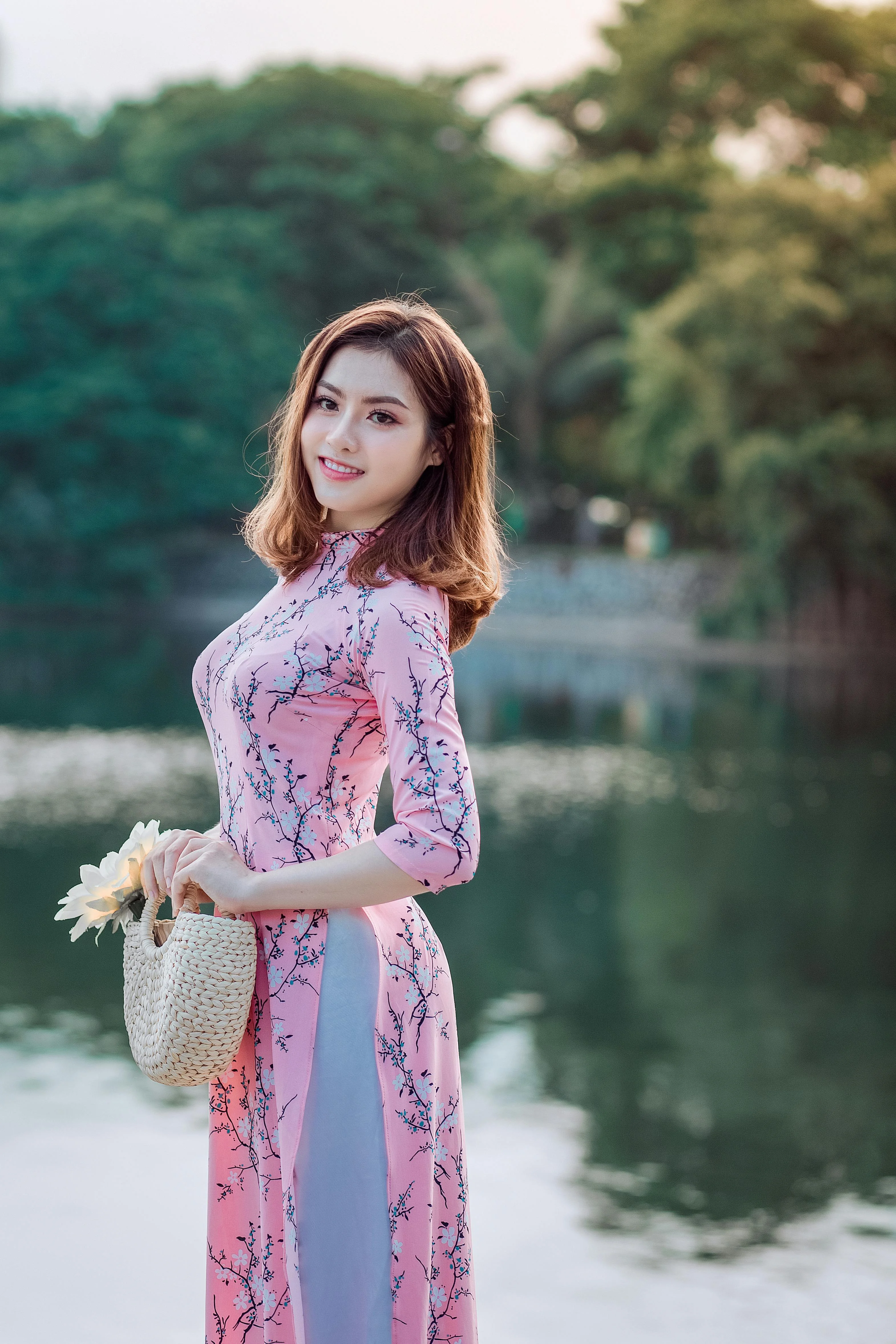 Chandkheda escort hitech city